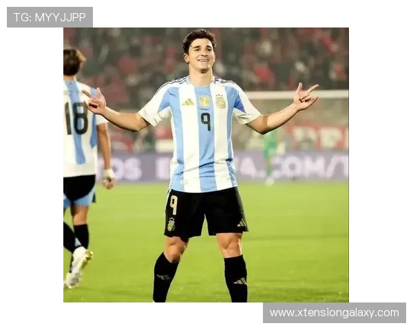 从南美最佳到欧洲冠军：阿尔瓦雷斯的荣誉跃迁